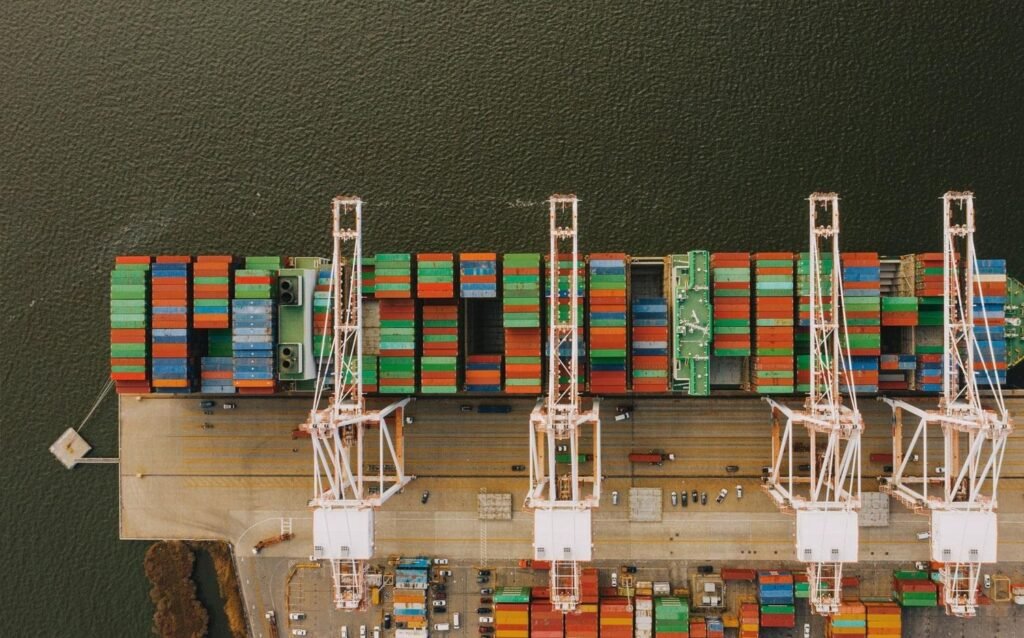 13.200 buques han quedado atrapados en el interior del golfo Pérsico con el cierre de Ormuz.