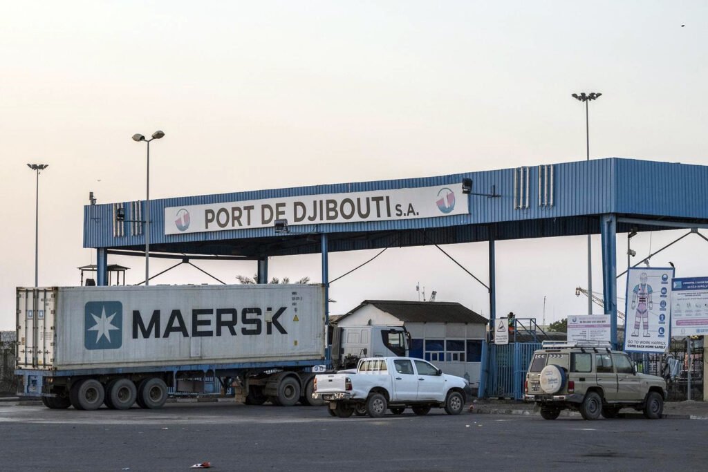 Entrada de mercancias al puerto de Yibuti, uno de los más grandes del continente afrícano.