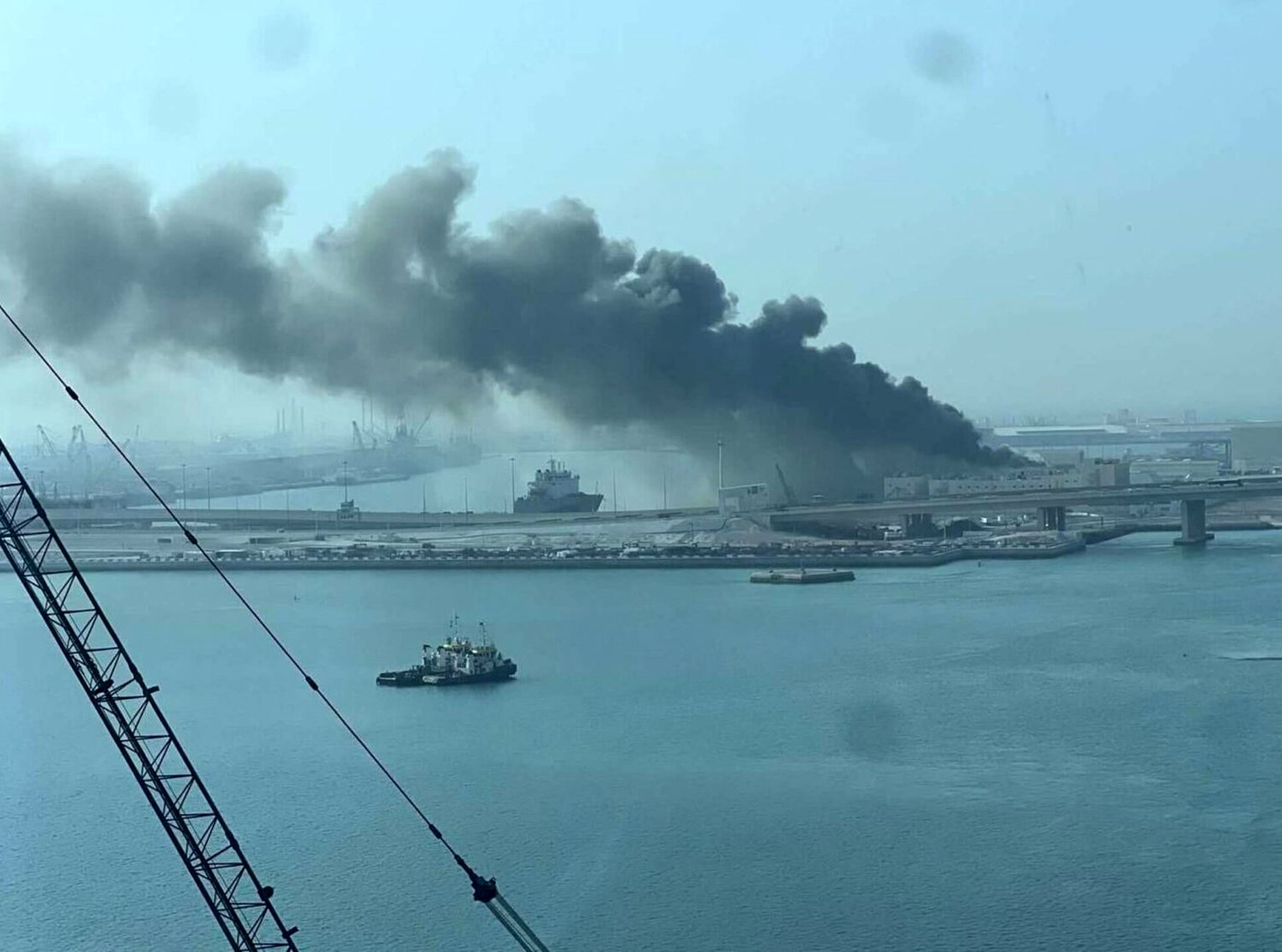 Irán responde a Estados Unidos e Israel y golpea el golfo Pérsico