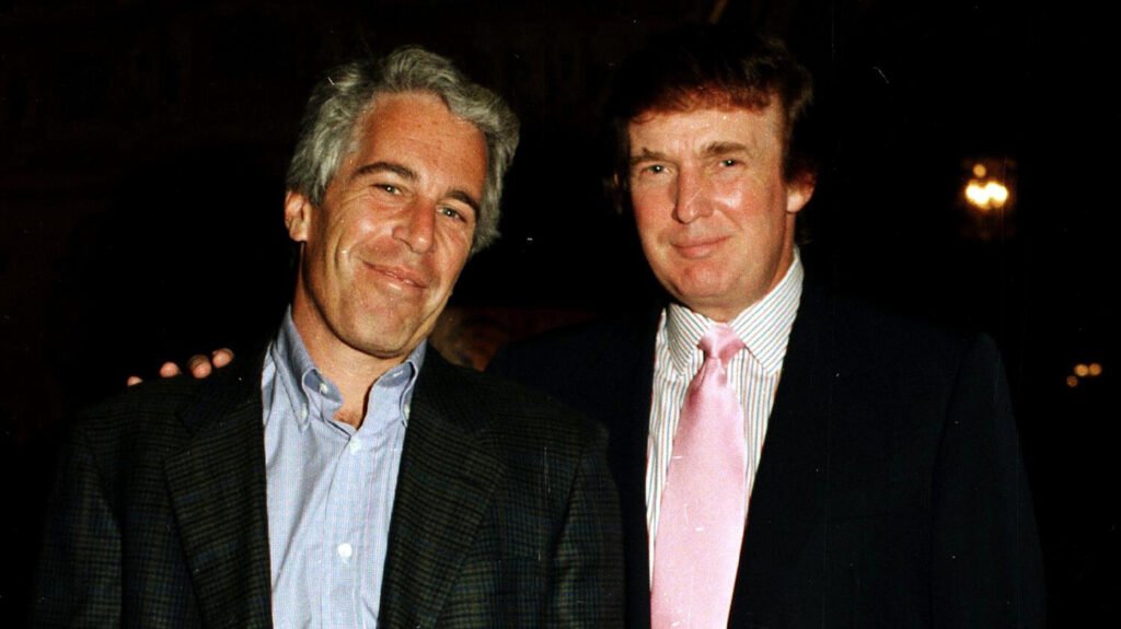 Trump y Epstein en una fotografía de los 90-