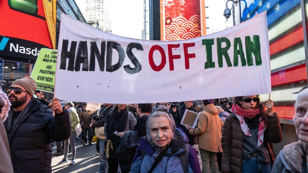 Protesta en Nueva York contra los ataques de EEUU e Israel a Irán, a 28 de febrero de 2026.