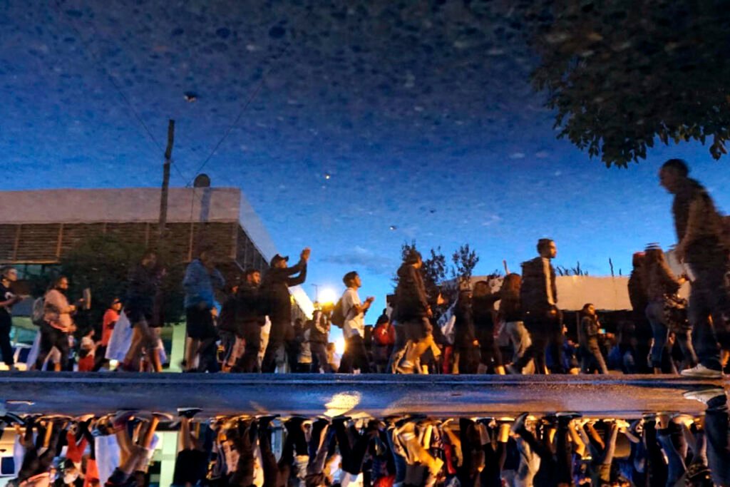 Histórico triunfo de la movilización social en Chubut- el gobernador Arcioni deroga la ley de zonificación minera.