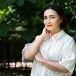 La ensayista Adriana Herreros posando en una imagen reciente.