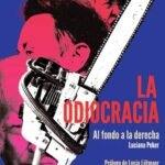 La odiocracia. Al fondo a la derecha.