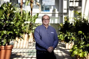 Retrato del divulgador científico y físico Antonio Turiel.