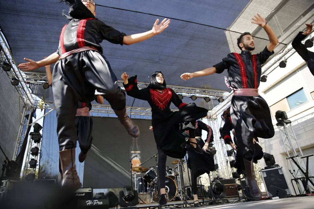 Taybeh ha intentado reinventarse, con éxito limitado, como destino para escapadas de fin de semana.