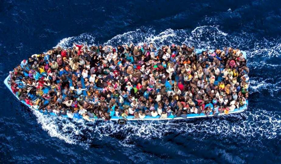 Emigrantes en el mediterráneo.