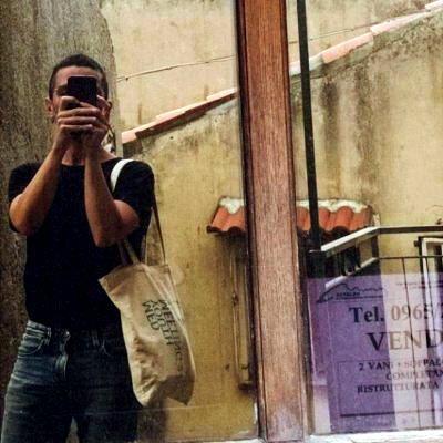 Javier Correa Román
