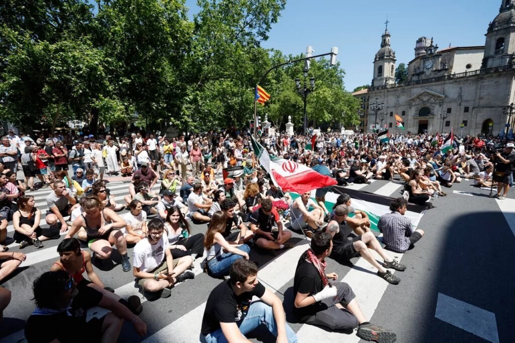 Los participantes se han mostrado sorprendidos y dolidos con la intervención de la Ertzaintza y han defendido que, por su parte, "no existió ningún tipo de provocación".