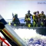 Captura de video desde la embarcación Girolama en el momento del abordaje del ejercito israelí.