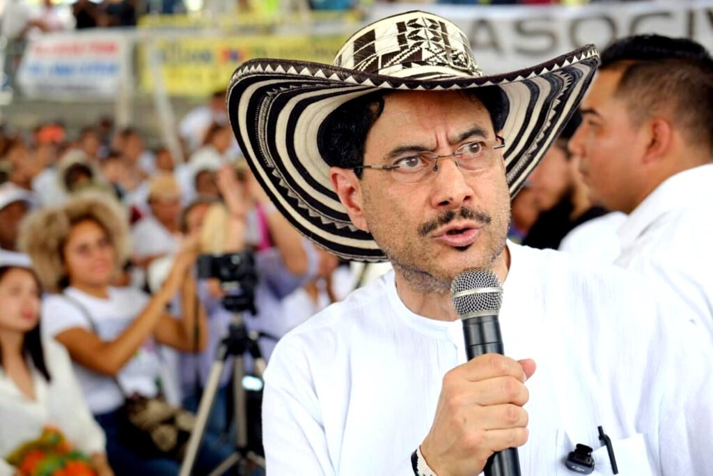 Iván Cepeda es candidato del Pacto Histórico a la presidencia de Colombia y sucesor de Gustavo Petro como líder de la izquierda en el país.