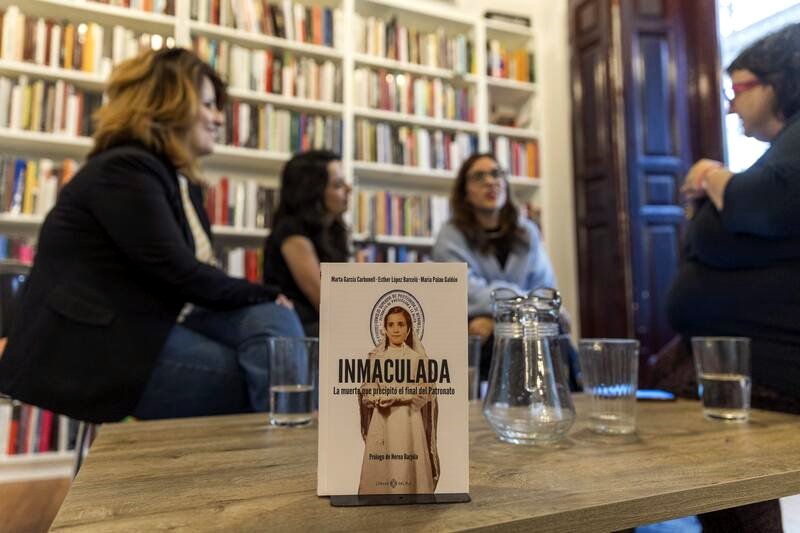 Las autoras conversan con El Salto en el auditorio de Traficantes de Sueños.