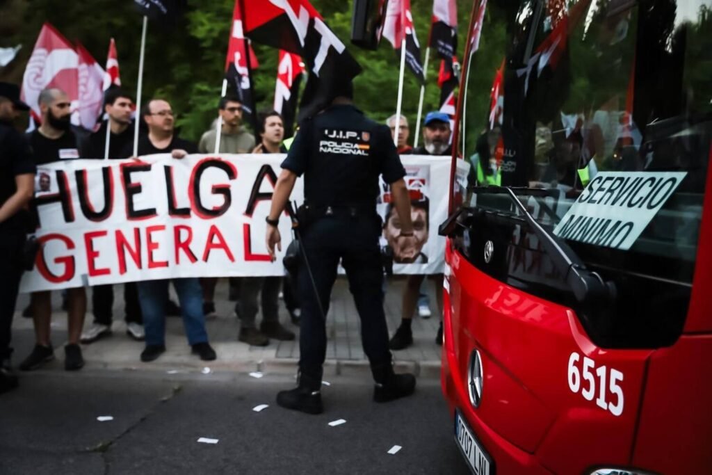 Piquete de la jornada de huelga en el País Valencià.