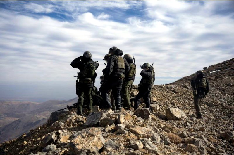 Soldados israelíes, durante la ocupación del Monte Hermón, Siria, después de la caída de Bashar al-Asad en diciembre de 2024.