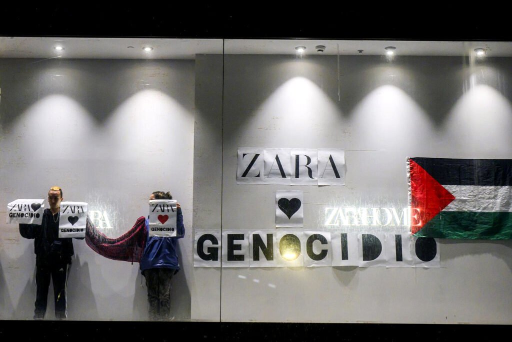 Zara, señalada por el movimiento BDS en Madrid.
