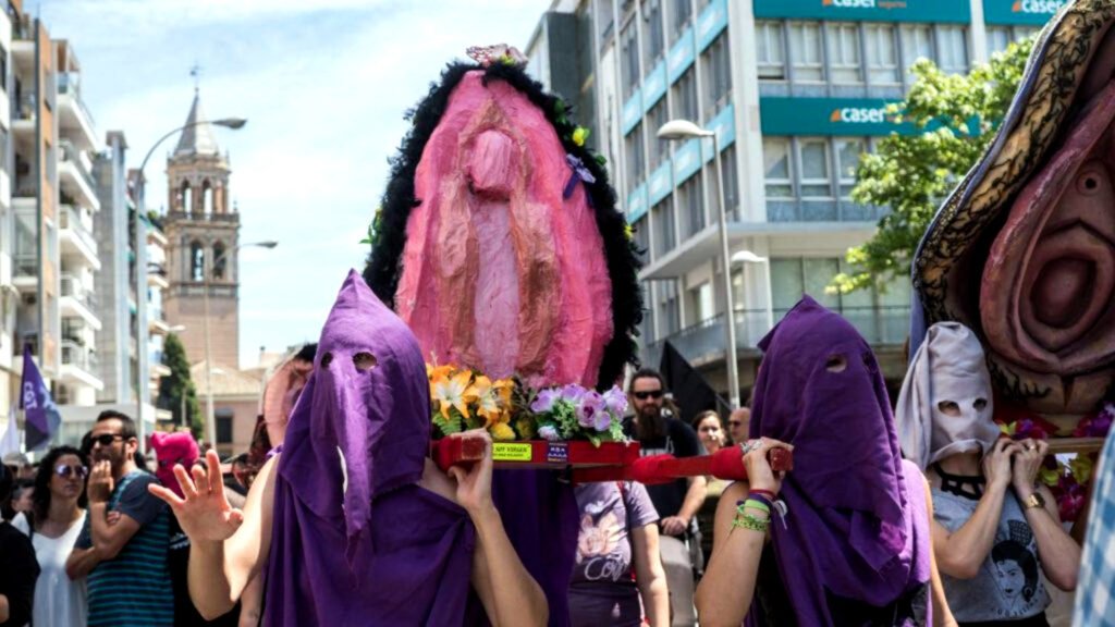 Absueltas las activistas del ‘Coño Insumiso’.