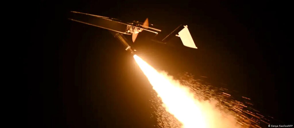 Aviones de la OTAN derribaron un presunto dron ucraniano sobre Estonia.