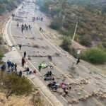 Bloqueos de carreteras en Bolivia durante la tercera semana de protestas.