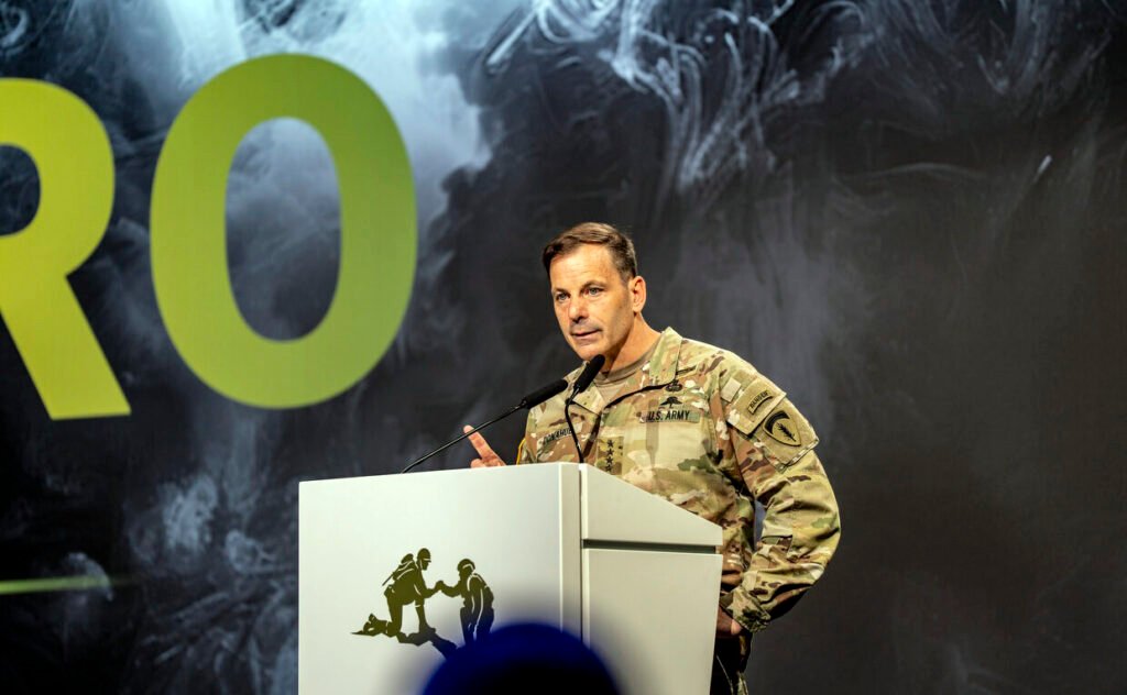 Comandante estadounidense diserta sobre la importancia de las fuerzas terrestres, la interoperabilidad y Kaliningrado.