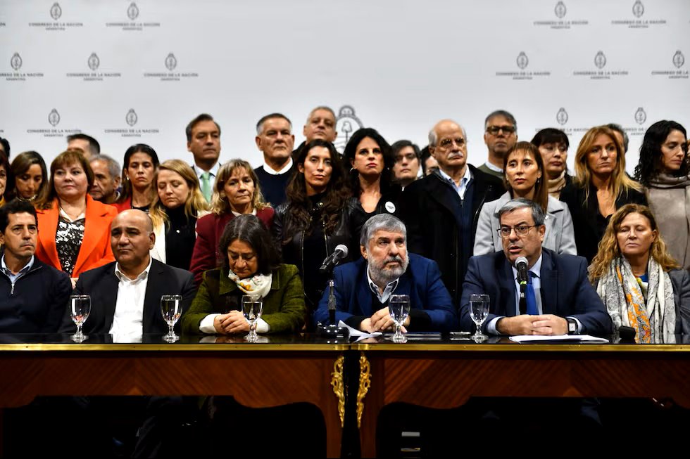 Diputados y senadores reclamaron por la liberación de Cristina Kirchner.
