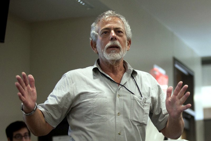 Gustavo Gorriti, durante una charla sobre periodismo independiente en la universidad de Texas, en abril de 2014.