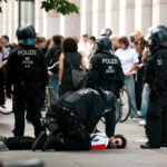 La represión de la policía contra el movimiento pro-Palestina.