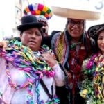 Las dos mujeres que acompañan a Roberto Sanchez Palomino: Analí Márquez Huanca, de Santo Tomás, Chumbivilcas, Departamento de Cusco. Es Abogada y Master en Gestión Pública. Política de carrera, diputada por Cusco y Brígida Curo Bustincio, de Capachica, Puno, es una política, agricultora y ganadera peruana, podría ser la segunda vicepresidenta constitucional del Perú. Foto: @carlosjestrada.