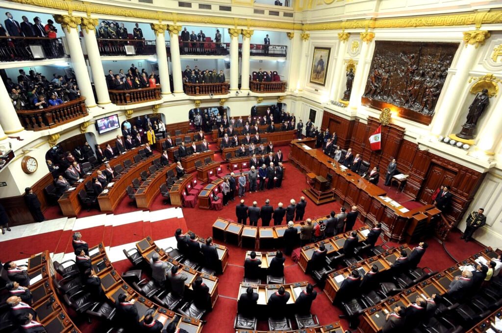 Perú afrontó un nuevo cambio de presidente a dos meses de las elecciones tras la destitución de José Jeri y el nombramiento de José María Balcázar.