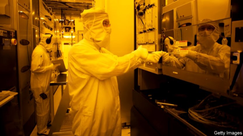 ¿Por qué hay escasez de semiconductores?