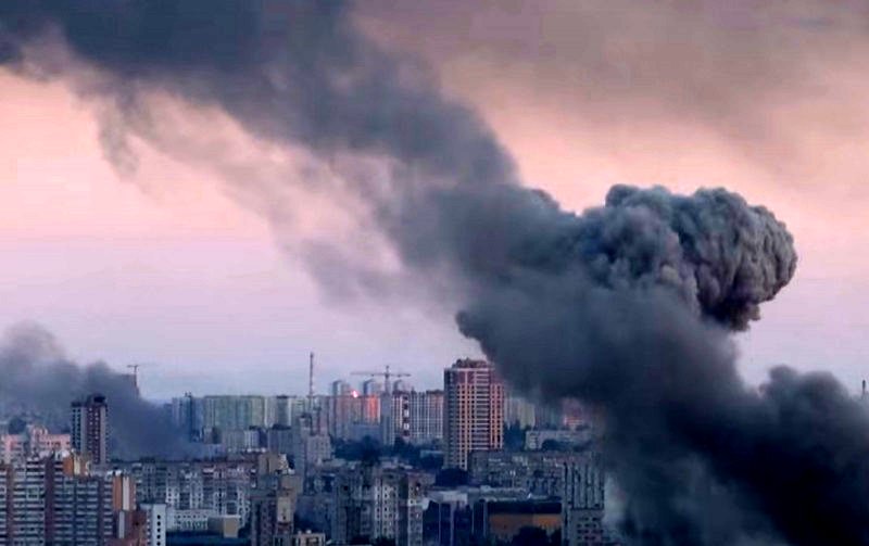 Rusia lanzó un ataque masivo con misiles y drones en Kiev durante la noche del 24 de mayo.
