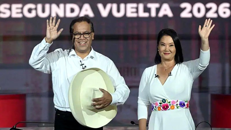 Sánchez y Fujimori en un debate de campaña.