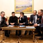 Starmer, Zelensky, Macron, Tusk y Merz hablan por teléfono con Trump durante una visita a Ucrania en mayo de 2025.