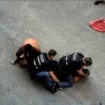 Imagen de video de la 'contención' policial que ha acabado con la vida de Abderrahim Fakir.