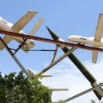Exposición de misiles y drones simulados fabricados por los hutíes en una plaza de Saná (Yemen), el 23 de julio.