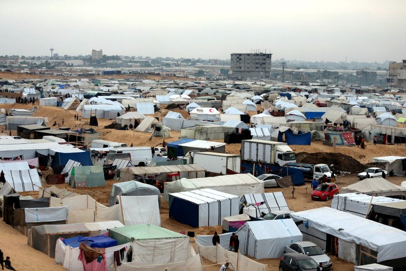 Emprendí un viaje desesperado. Mi plan es llegar a España para trabajar en CTXT, pero mi mayor preocupación es conseguir que los míos puedan abandonar también Gaza.