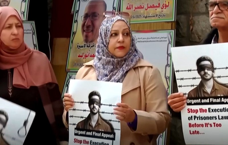 Protestas en Cisjordania tras la aprobación de la pena de muerte para los palestinos en el Parlamento israelí.