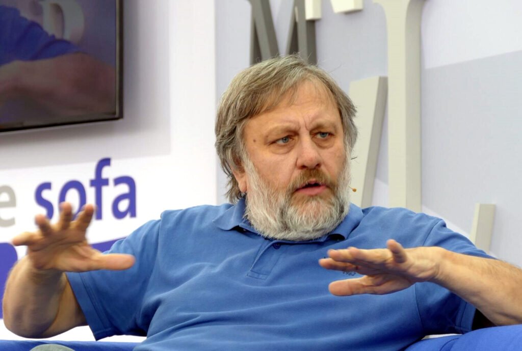 Slavoj Žižek durante la presentación de su libro "Islam y modernidad. Reflexiones blasfemas".
