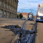 Una prolongada ola de calor, con temperaturas que superaron los 40 grados, causó importantes daños en la infraestructura del tranvía de Leipzig el 27 de junio de 2026, Sajonia.