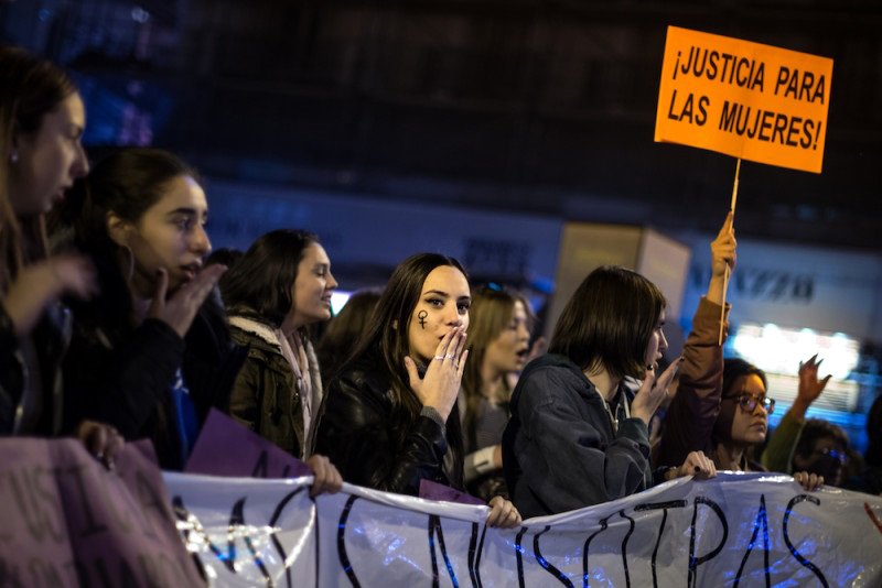 Concentración en Madrid en defensa de la víctima de la violación múltiple en San Fermín.
