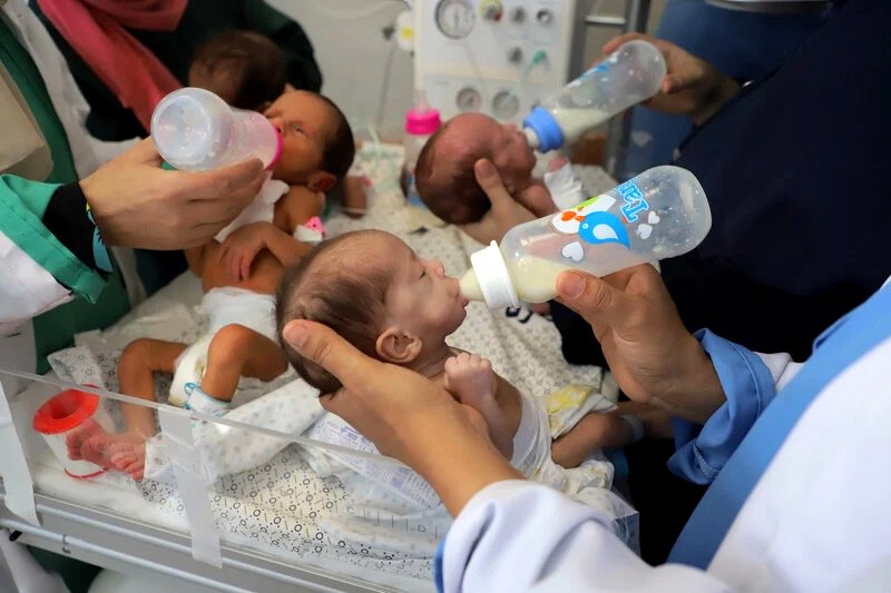 El ejército israelí dejó morir a bebés palestinos.