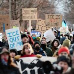 Manifestación multitudinaria contra el ICE en la ciudad de Minneapolis, en Minnesota, en enero de 2026.