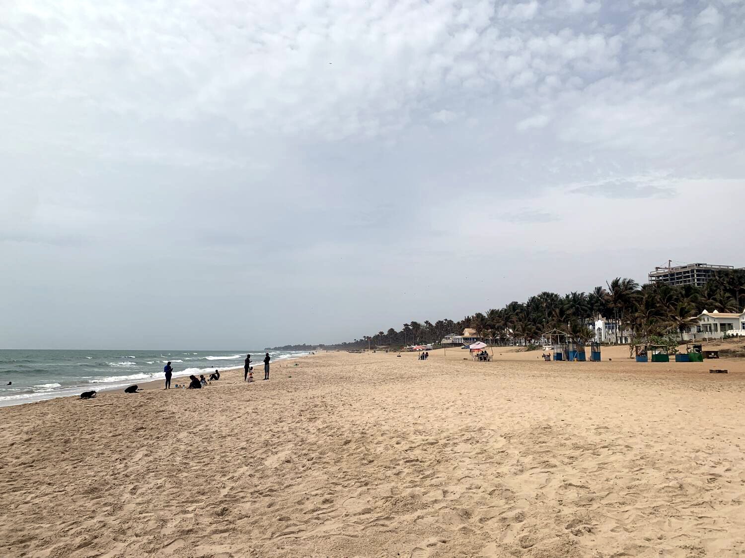 Racismo, colonización y exotización: mujeres blancas que eligen Gambia para vivir aventuras sexuales