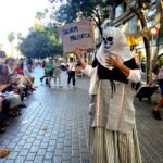Vecinos y vecinas durante la acción del pasado sábado en Palma.