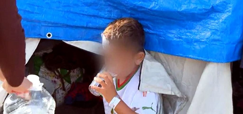Un niño marroquí de 8 años recibe varios 'perdigonazos' en la cabeza tras ser disparado con un rifle.