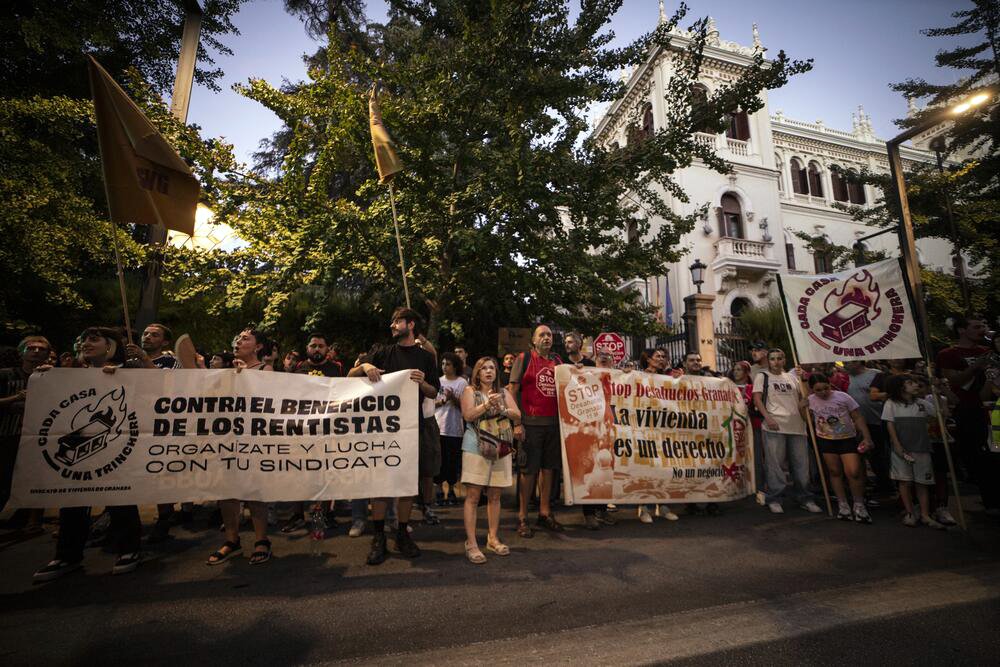 Concentraciones por el desahucio de Maricarmen Abascal en Andalucía. Fotografía de Jaime Cinca.
