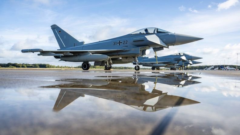 Alemania se rearma: nuevos pedidos de Eurofighter.