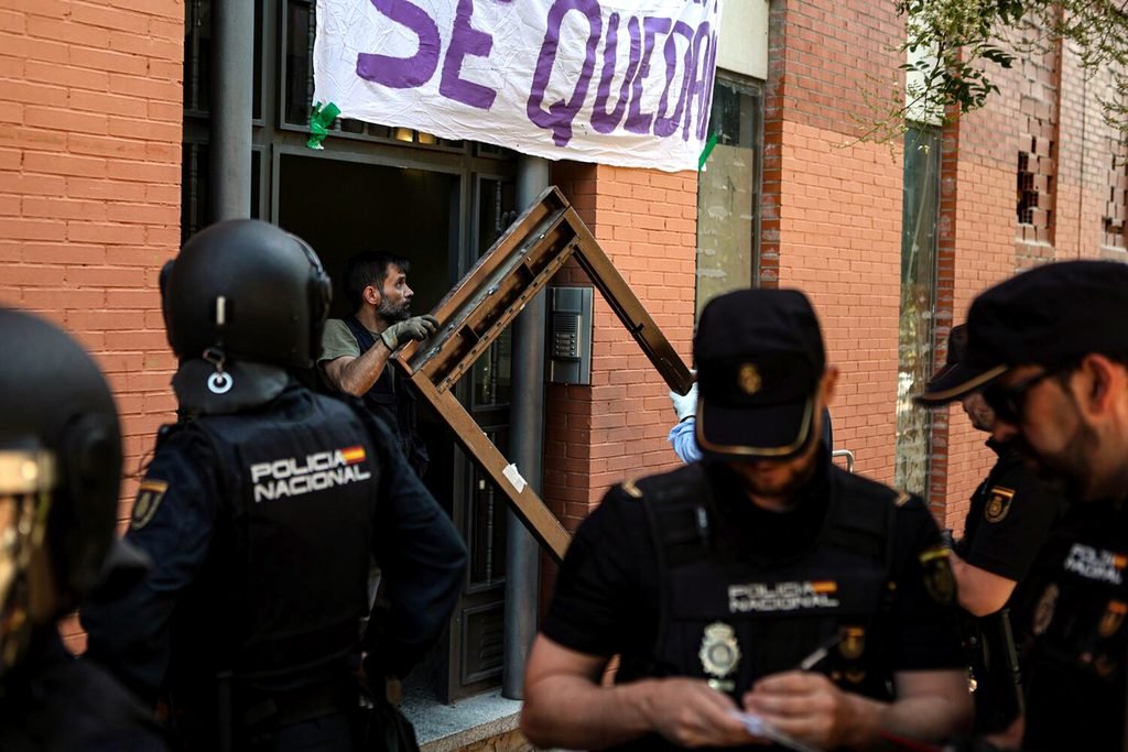 Desahucio ejecutado en Madrid el pasado 15 de julio. Fotografía de Alberto Astudillo.