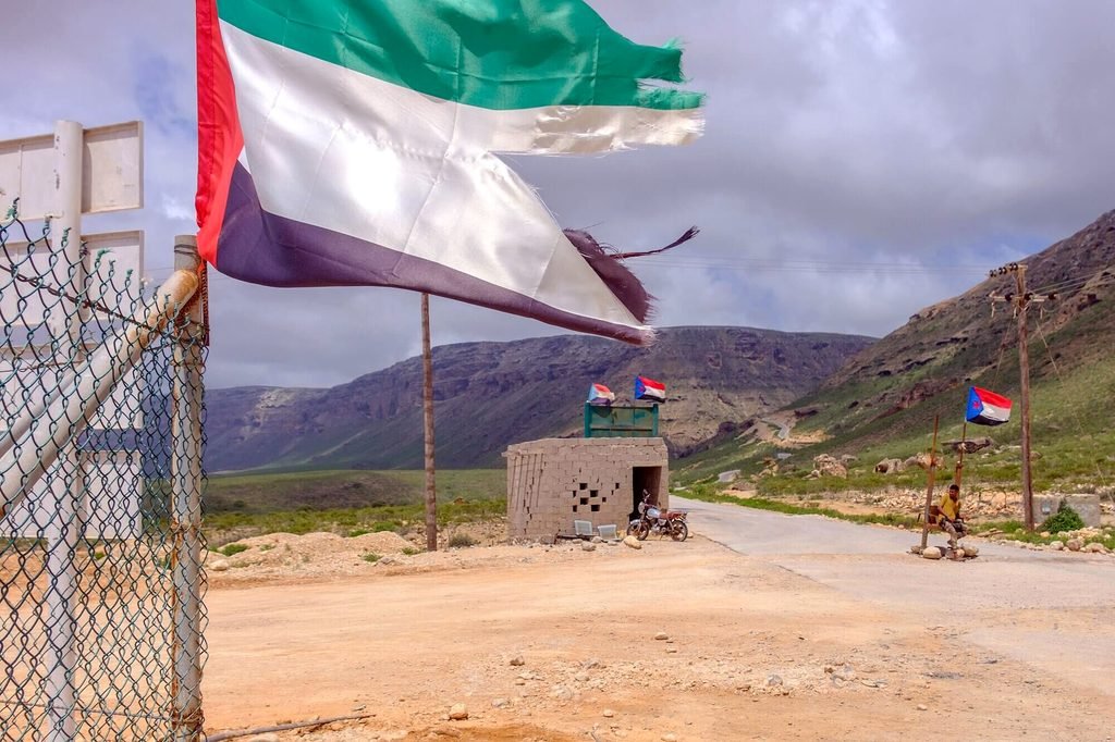 El Consejo de Transición del Sur, respaldado por Emiratos Árabes Unidos, amplía su control sobre el este y el centro de Yemen en detrimento de las fuerzas apoyadas por Arabia Saudí.