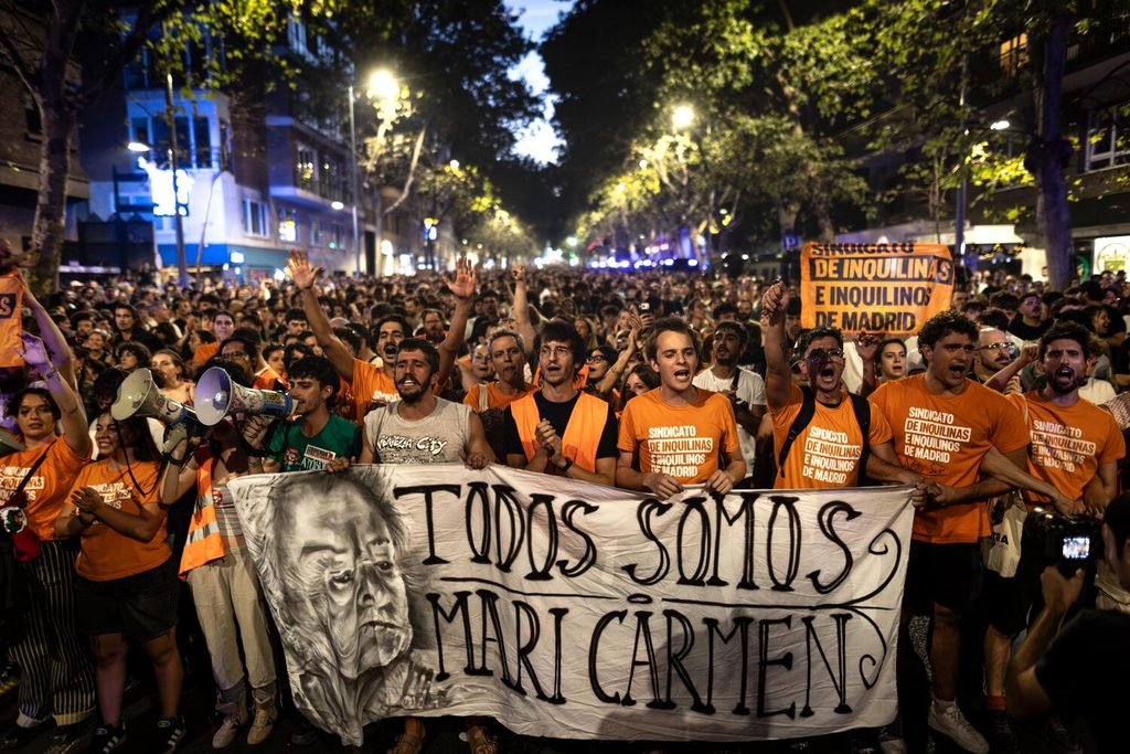 El desahucio de Maricarmen desata una ola de indignación que empuja al Gobierno contra las cuerdas. Fotografía de Jaime Pérez Rivero.