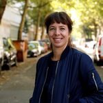 Elif Eralp, política alemana perteneciente a Die Linke y vicepresidenta del grupo parlamentario. En septiembre de 2025 fue designada candidata principal de Die Linke para las elecciones a la Cámara de Diputados de Berlín de 2026.